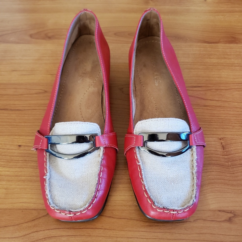 Aerosoles Medley Red & Biege Slip On Loafers 8 M